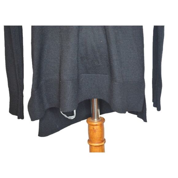 MAISON JULES, Ladies Black, Red, & White V-Neck Sweater, Size Extra Small, NWOT - Picture 3 of 5